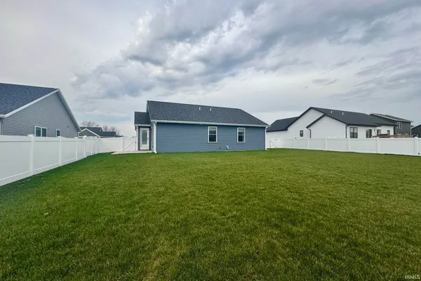 $339,900 | 510 North Eastfield Circle, Milford, IN 46542