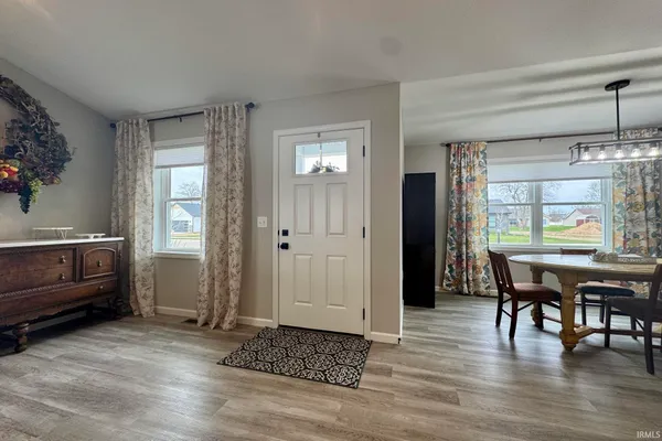 $339,900 | 510 North Eastfield Circle, Milford, IN 46542