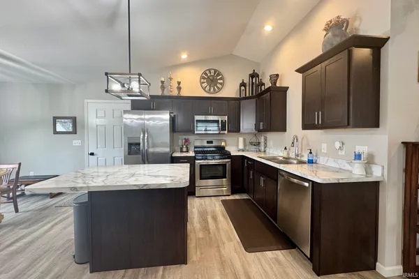 $339,900 | 510 North Eastfield Circle, Milford, IN 46542