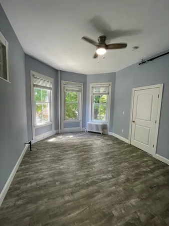 $1,847 | 6 Windsor Street, Unit 2, Worcester, MA 01605