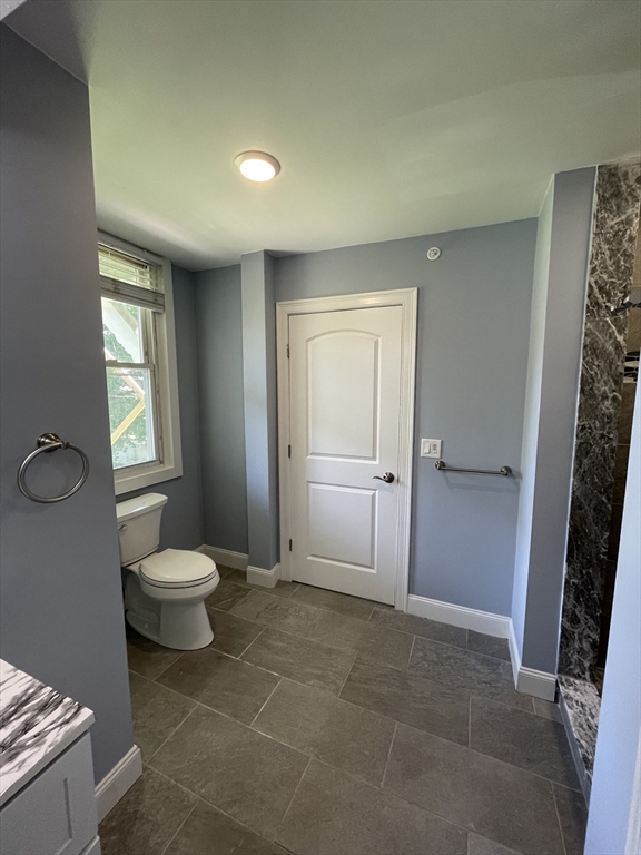 6 Windsor Street, Unit 2 Worcester, MA 01605 - Photo 8 of 9