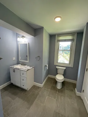$1,847 | 6 Windsor Street, Unit 2, Worcester, MA 01605