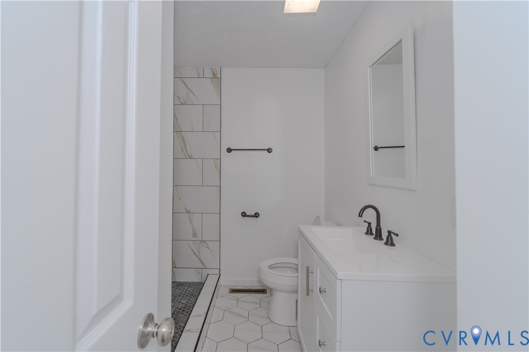 2925 West Strathmore Road Richmond, VA 23237 - Photo 8 of 20 Gallery Image 8