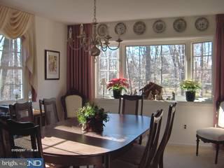 252 Springhouse Lane Media, PA 19063 - Photo 4 of 6 Gallery Image 4