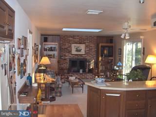 252 Springhouse Lane Media, PA 19063 - Photo 6 of 6 Gallery Image 6