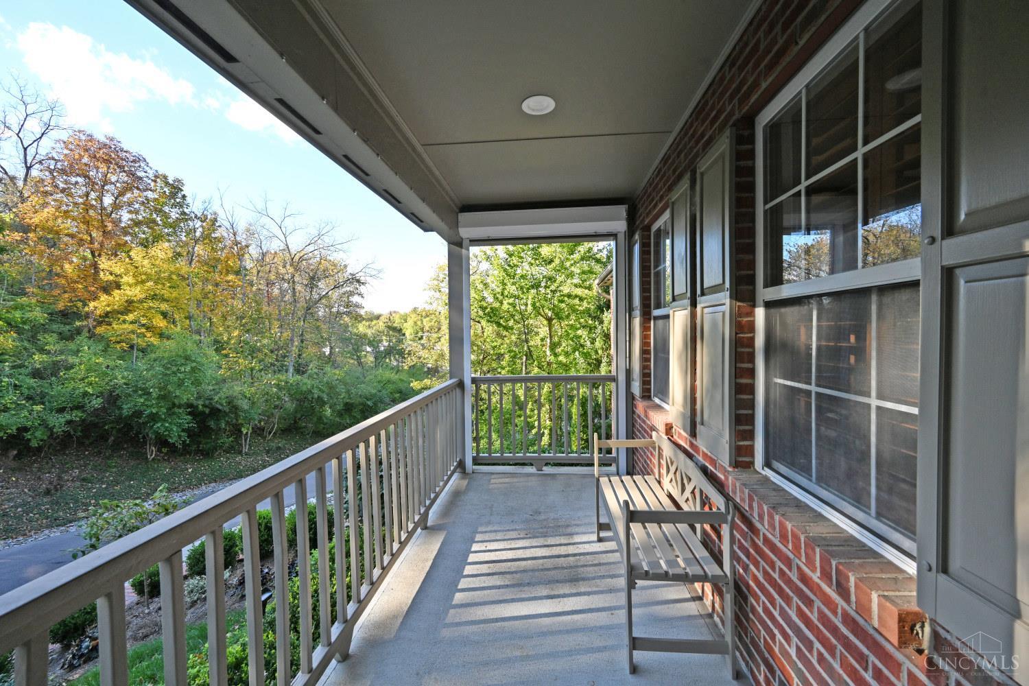 5599 Rapid Run Road Cincinnati, OH 45238 - Photo 5 of 55