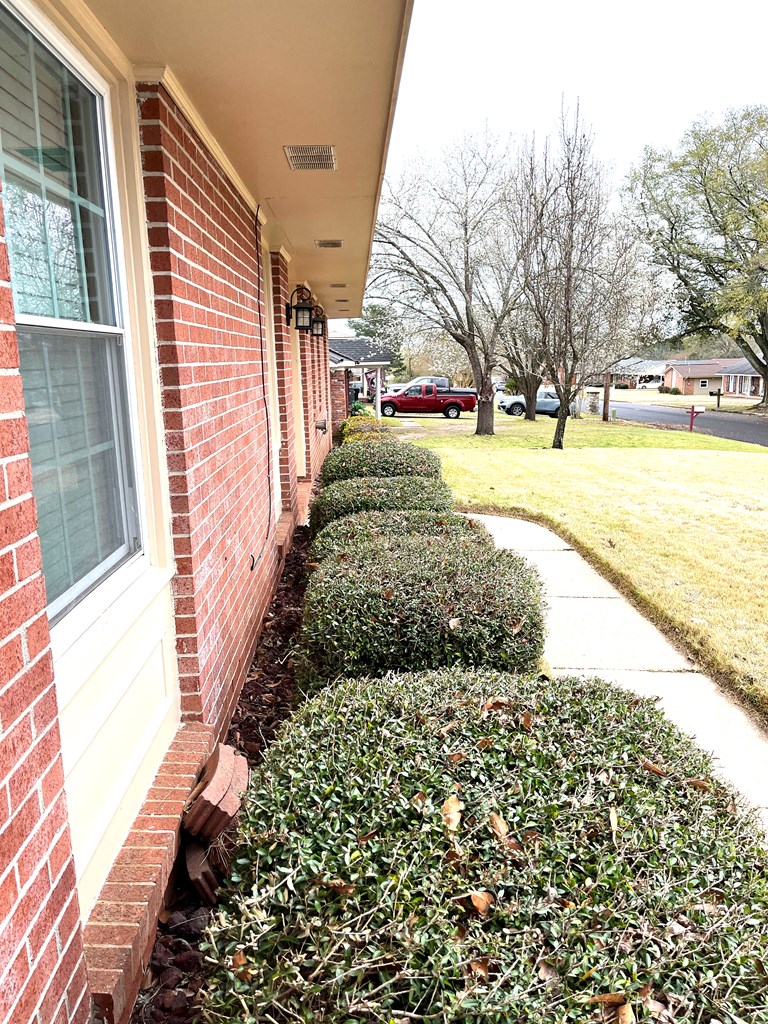 2113 Leeds Drive Columbus, GA 31904 - Photo 2 of 28 a view of backyard of the house