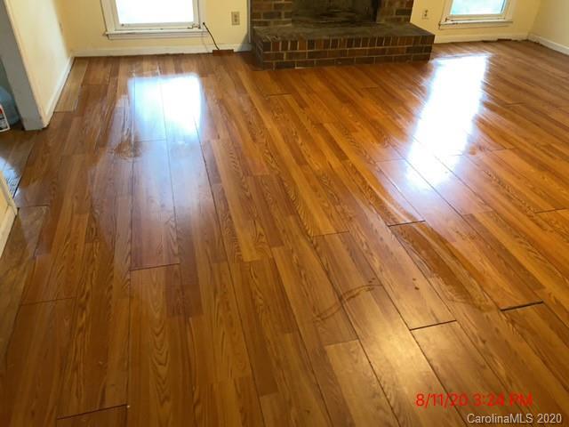 8221 Barncliff Road Charlotte, NC 28227 - Photo 5 of 19 Gallery Image 5