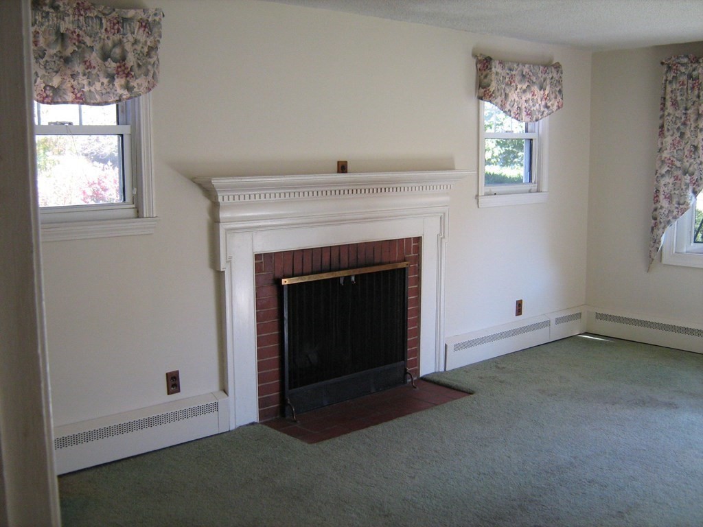 30 Robinson Road West Springfield, MA 01089 - Photo 15 of 17 Gallery Image 15