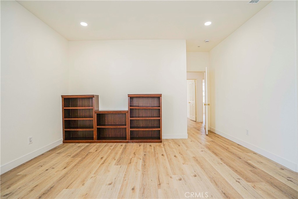 14786 Reservoir Road Fontana, CA 92336 - Photo 14 of 44