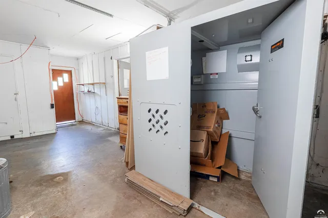 $205,000 | 1736 Brook Street, Lawrence, KS 66044