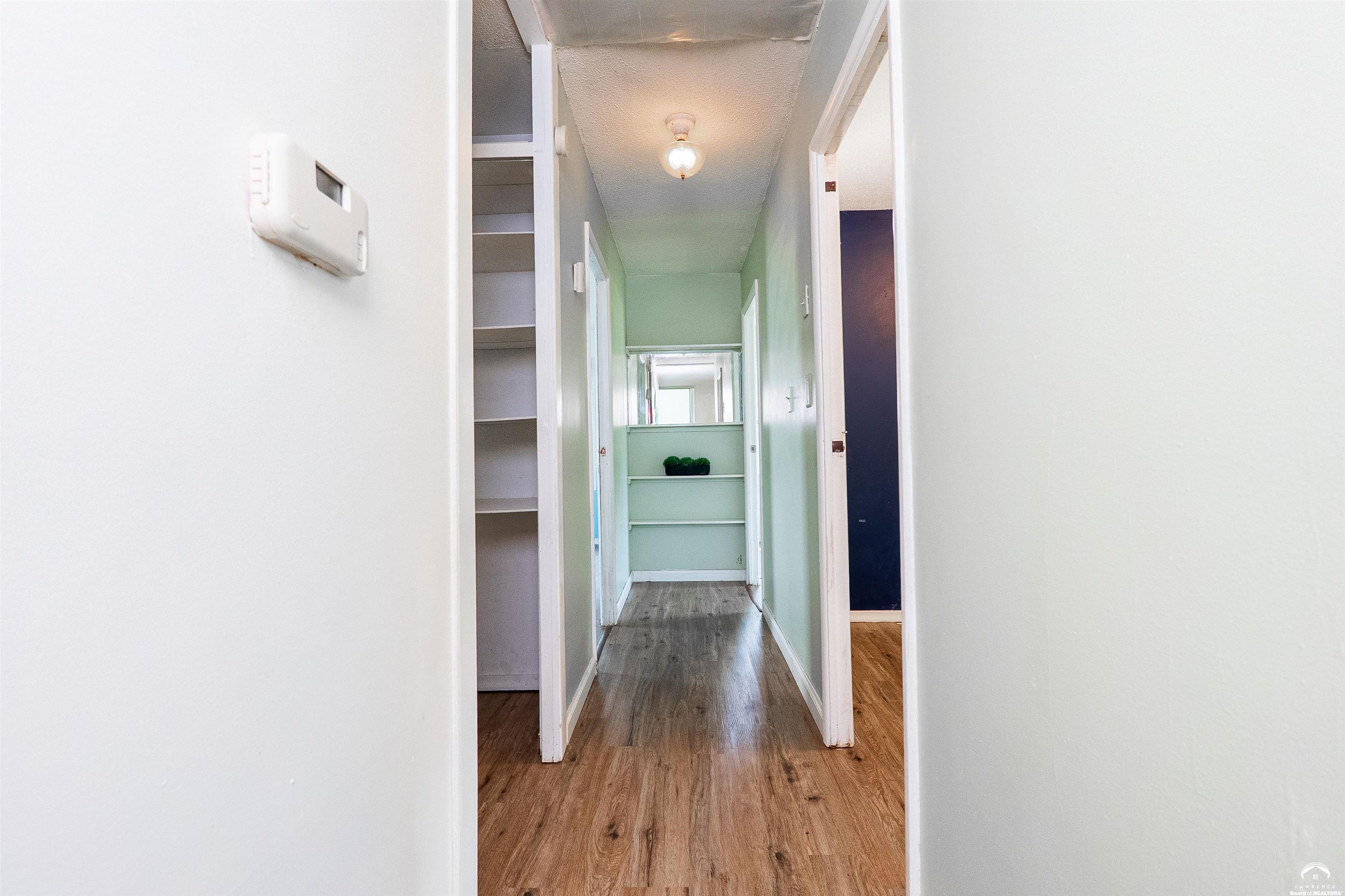 1736 Brook Street Lawrence, KS 66044 - Photo 10 of 24