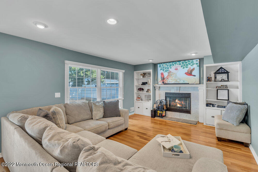 51 Sweet Gum Road Howell, NJ 07731 - Photo 23 of 54 020_dsc01381-1