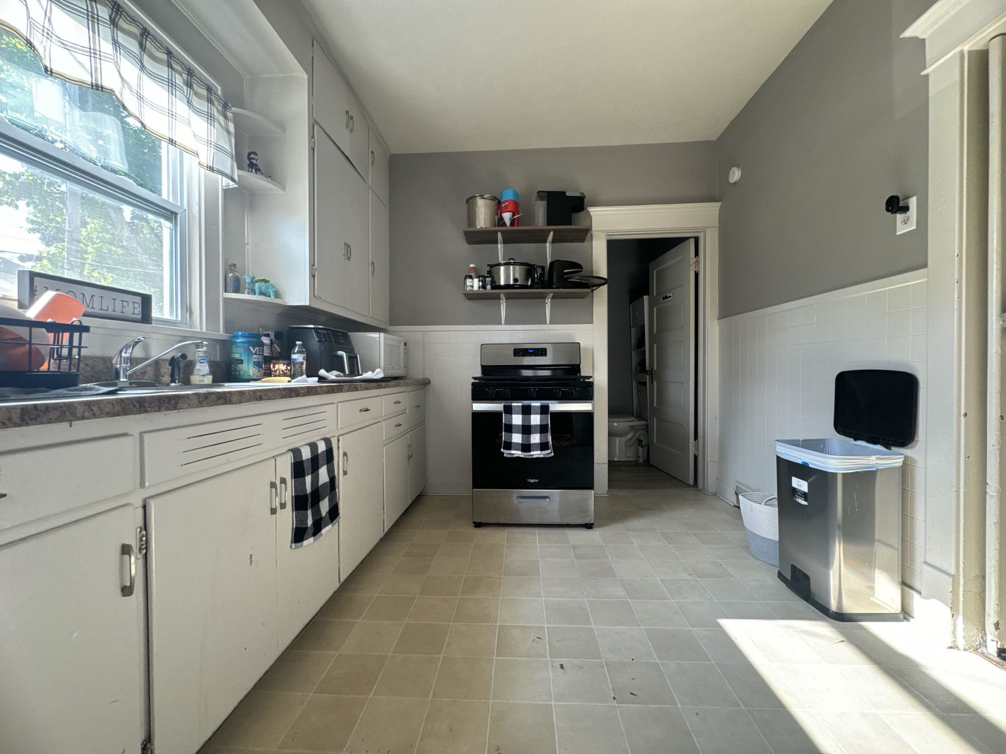 1309 South Main Street Bloomington, IL 61701 - Photo 12 of 25