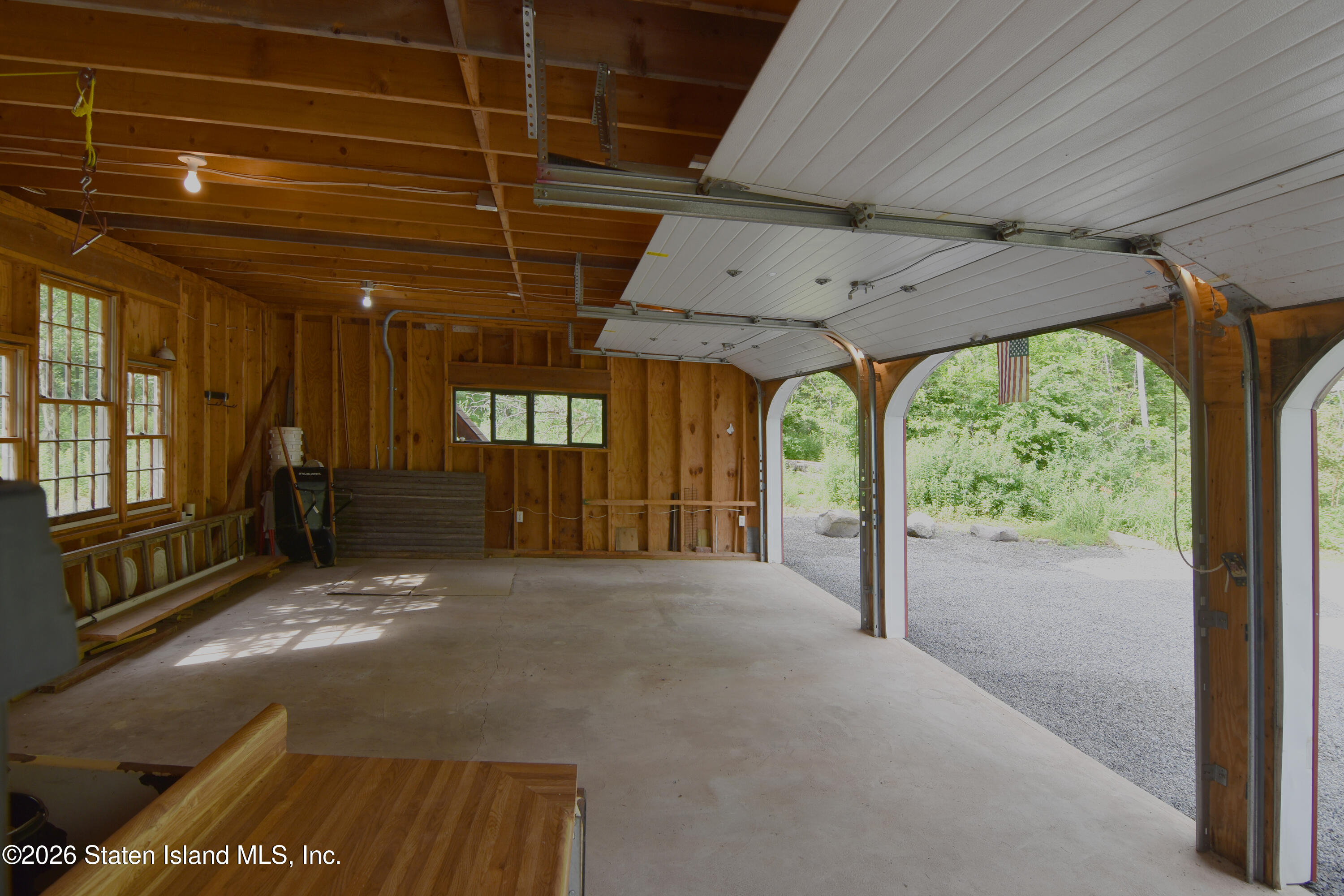68 Garfield Road Phoenicia, NY 12464 - Photo 31 of 36 Garage open bays