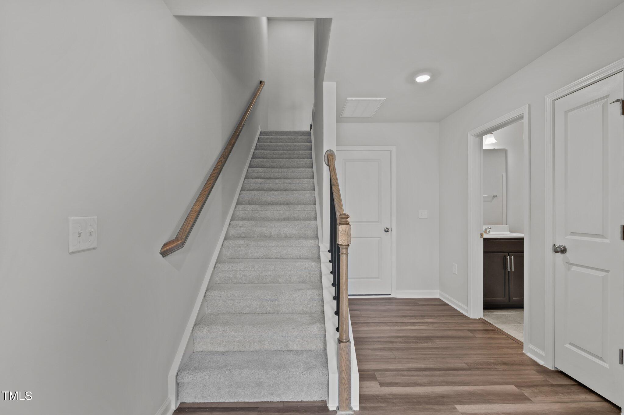 720 Gimari Drive Wake Forest, NC 27587 - Photo 7 of 35 12-web-or-mls-DSC_4586