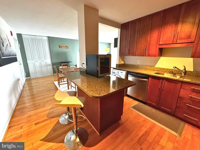 $1,650 | 7333 New Hampshire Avenue, Unit 1116S, Takoma Park, MD 20912