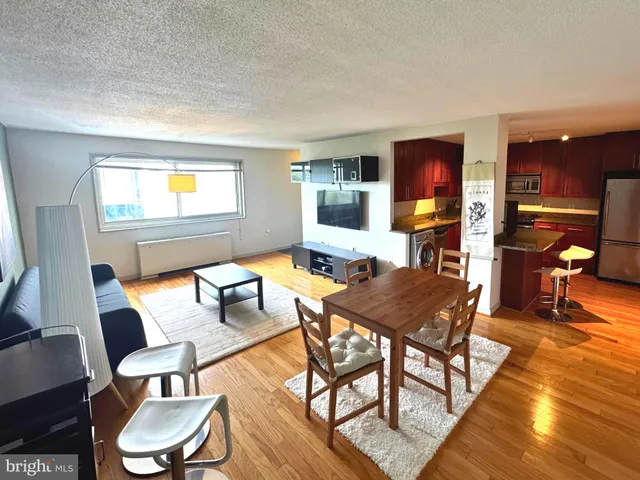 $1,650 | 7333 New Hampshire Avenue, Unit 1116S, Takoma Park, MD 20912