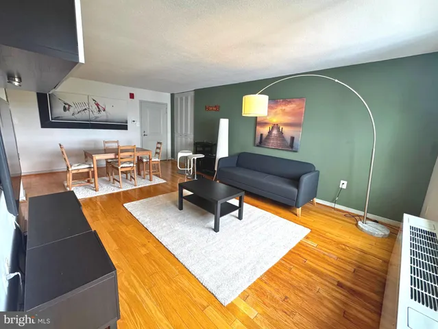 $1,650 | 7333 New Hampshire Avenue, Unit 1116S, Takoma Park, MD 20912