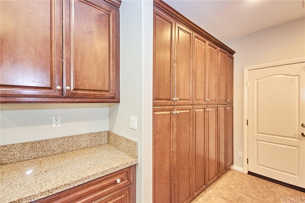 65 Distant Star Irvine, CA 92618 - Photo 11 of 44