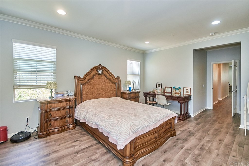 65 Distant Star Irvine, CA 92618 - Photo 20 of 44