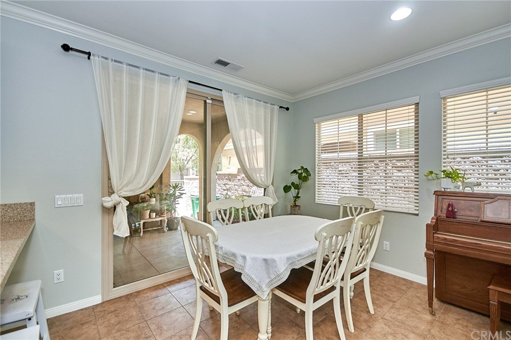 65 Distant Star Irvine, CA 92618 - Photo 10 of 44