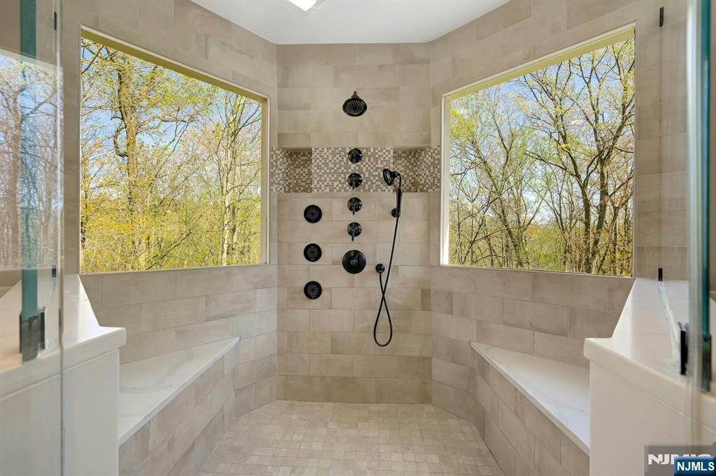 28 Alize Drive Butler, NJ 07405 - Photo 19 of 33