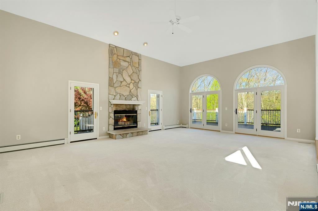 28 Alize Drive Butler, NJ 07405 - Photo 6 of 33