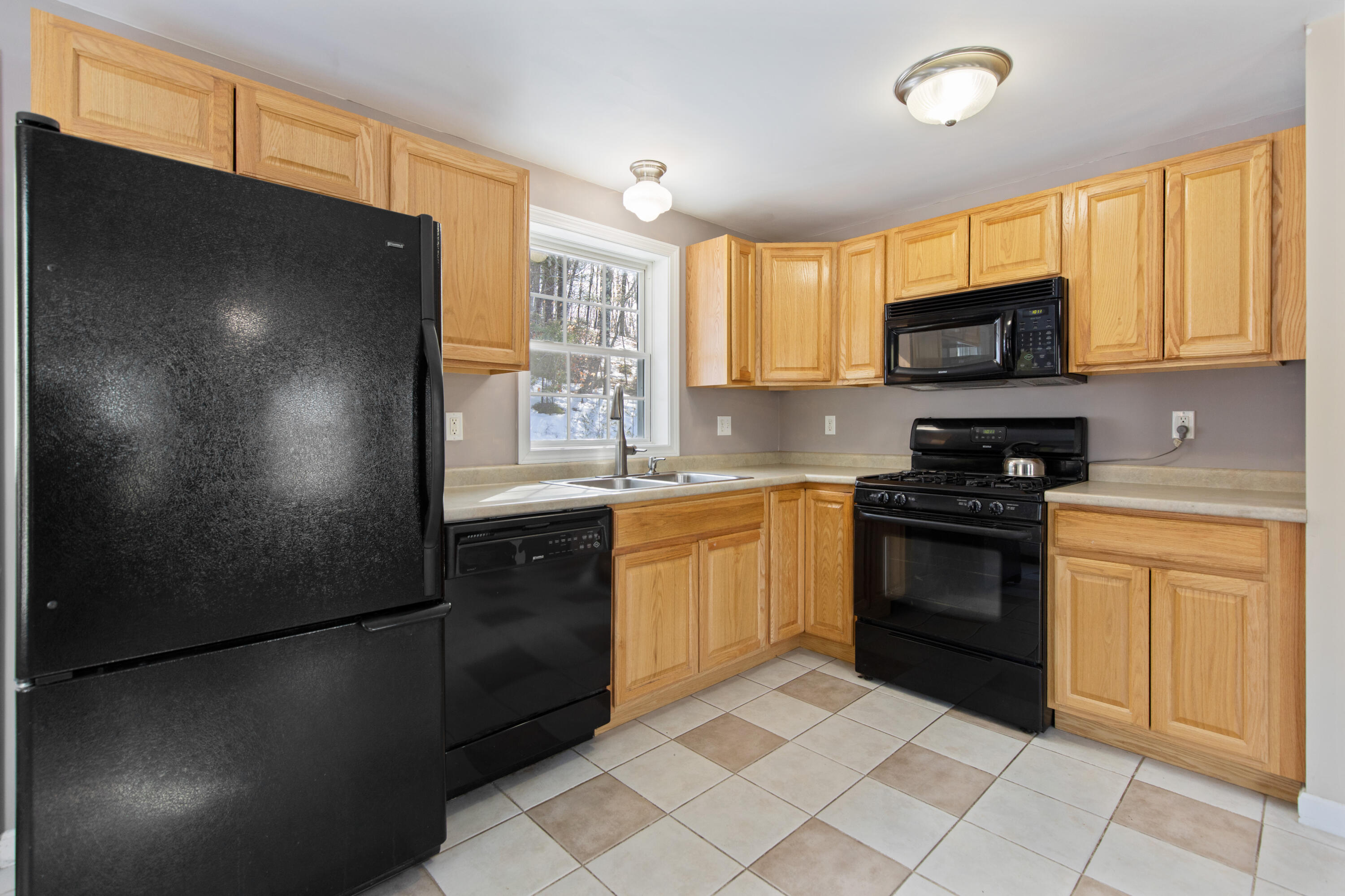 56 Lukes Road Casco, ME 04015 - Photo 17 of 29 56 Lukes Road Casco-008