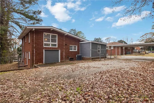 $3,000 | 3035 McLendon Circle Northwest, Atlanta, GA 30318