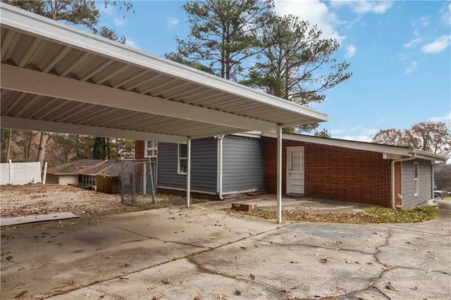 $3,000 | 3035 McLendon Circle Northwest, Atlanta, GA 30318