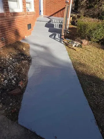 $3,000 | 3035 McLendon Circle Northwest, Atlanta, GA 30318