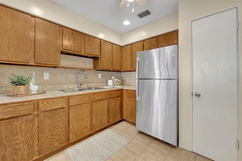 945 Sherrington Road Orlando, FL 32804 - Photo 12 of 55