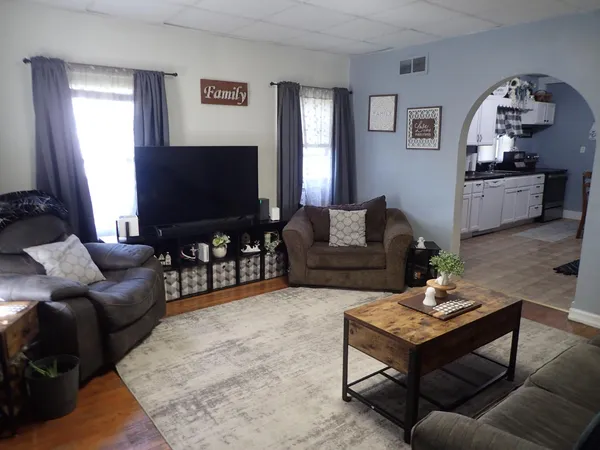 $180,000 | 120 South Poplar Street, Rising Sun, IN 47040