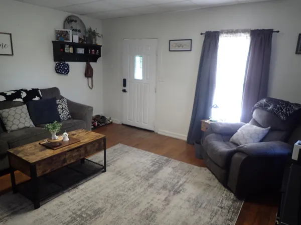 $180,000 | 120 South Poplar Street, Rising Sun, IN 47040