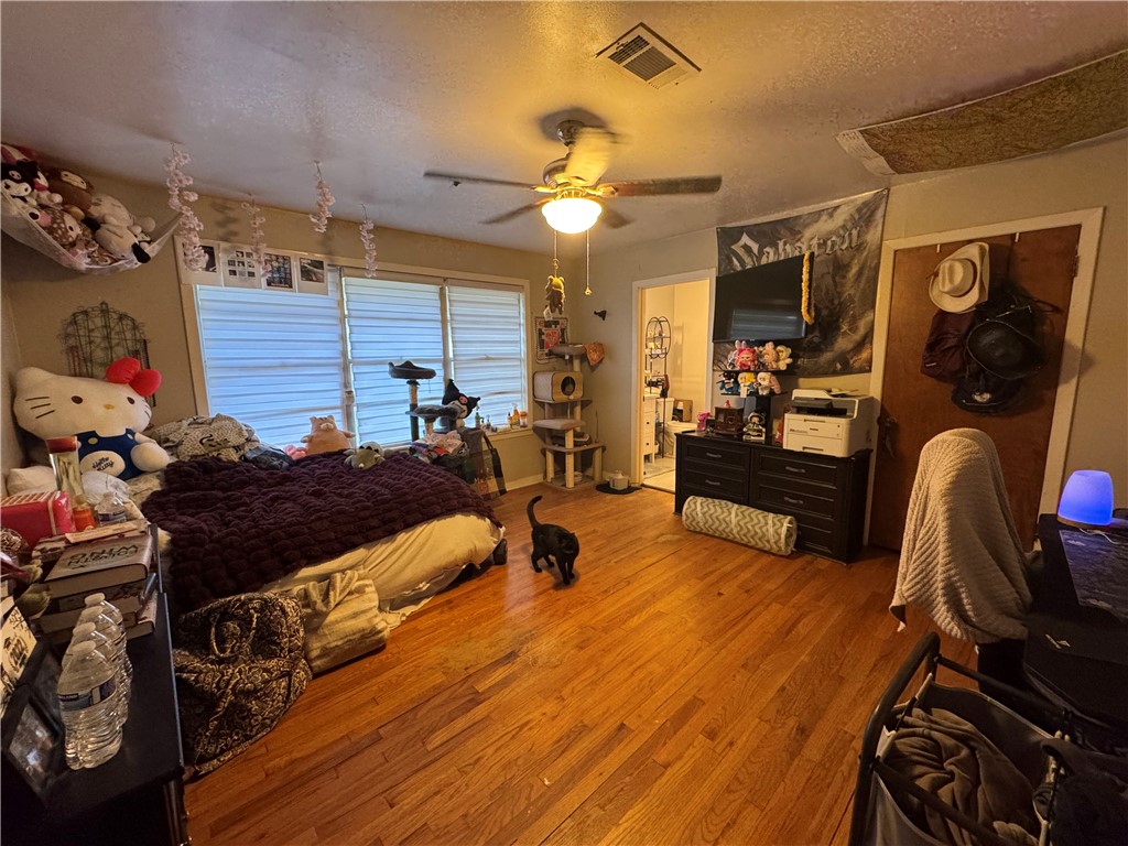 208 Helena Street Bryan, TX 77801 - Photo 8 of 12