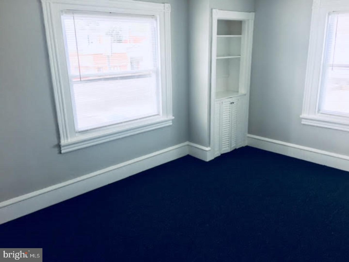 3448 Garrett Road, Unit B Drexel Hill, PA 19026 - Photo 3 of 16 Living Room