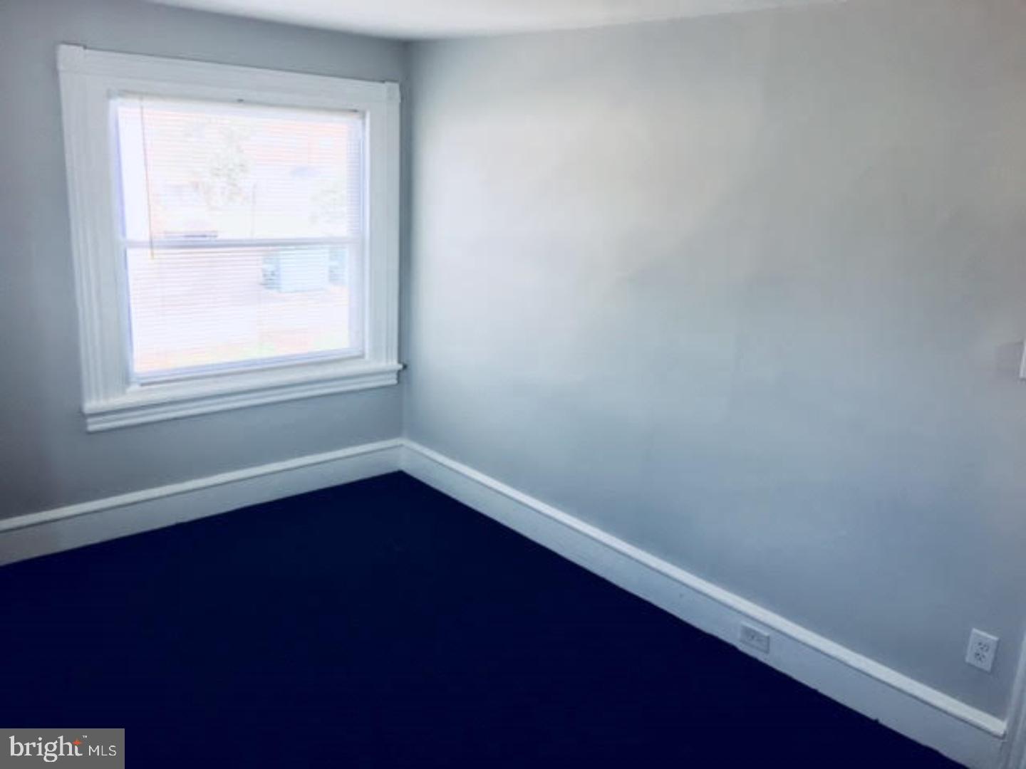 3448 Garrett Road, Unit B Drexel Hill, PA 19026 - Photo 4 of 16 Living Room