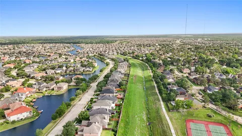 $395,000 | 3014 Cumberland Drive, Missouri City, TX 77459