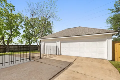 $395,000 | 3014 Cumberland Drive, Missouri City, TX 77459
