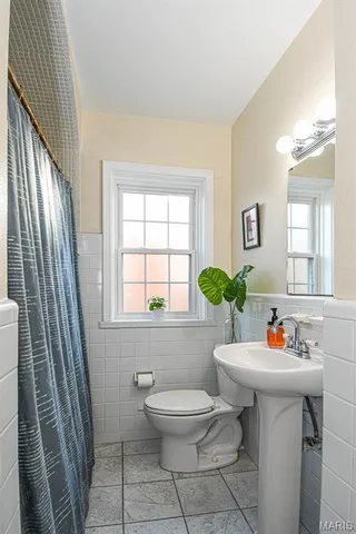 $439,900 | 1412 Gardenia Drive, St. Louis, MO 63119