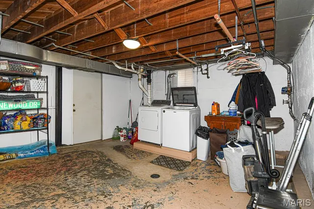 $439,900 | 1412 Gardenia Drive, St. Louis, MO 63119