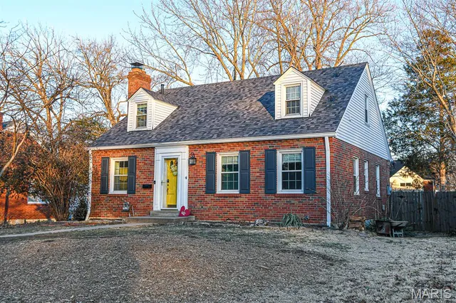 $439,900 | 1412 Gardenia Drive, St. Louis, MO 63119