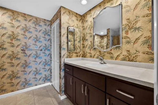 $3,950 | 1501 Gulf Boulevard, Unit 205, Clearwater Beach, FL 33767