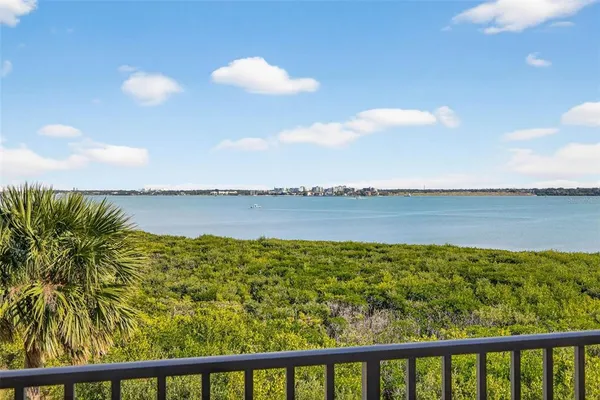 $3,950 | 1501 Gulf Boulevard, Unit 205, Clearwater Beach, FL 33767