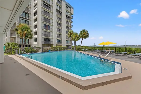 $3,950 | 1501 Gulf Boulevard, Unit 205, Clearwater Beach, FL 33767