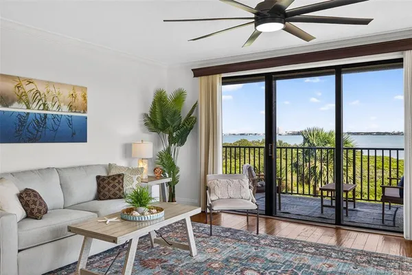 $3,950 | 1501 Gulf Boulevard, Unit 205, Clearwater Beach, FL 33767