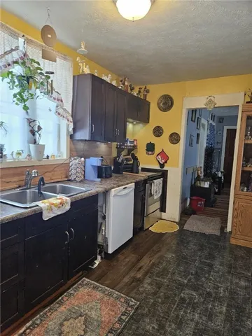 $299,900 | 2351 Lyon Road, Palmyra, NY 14522