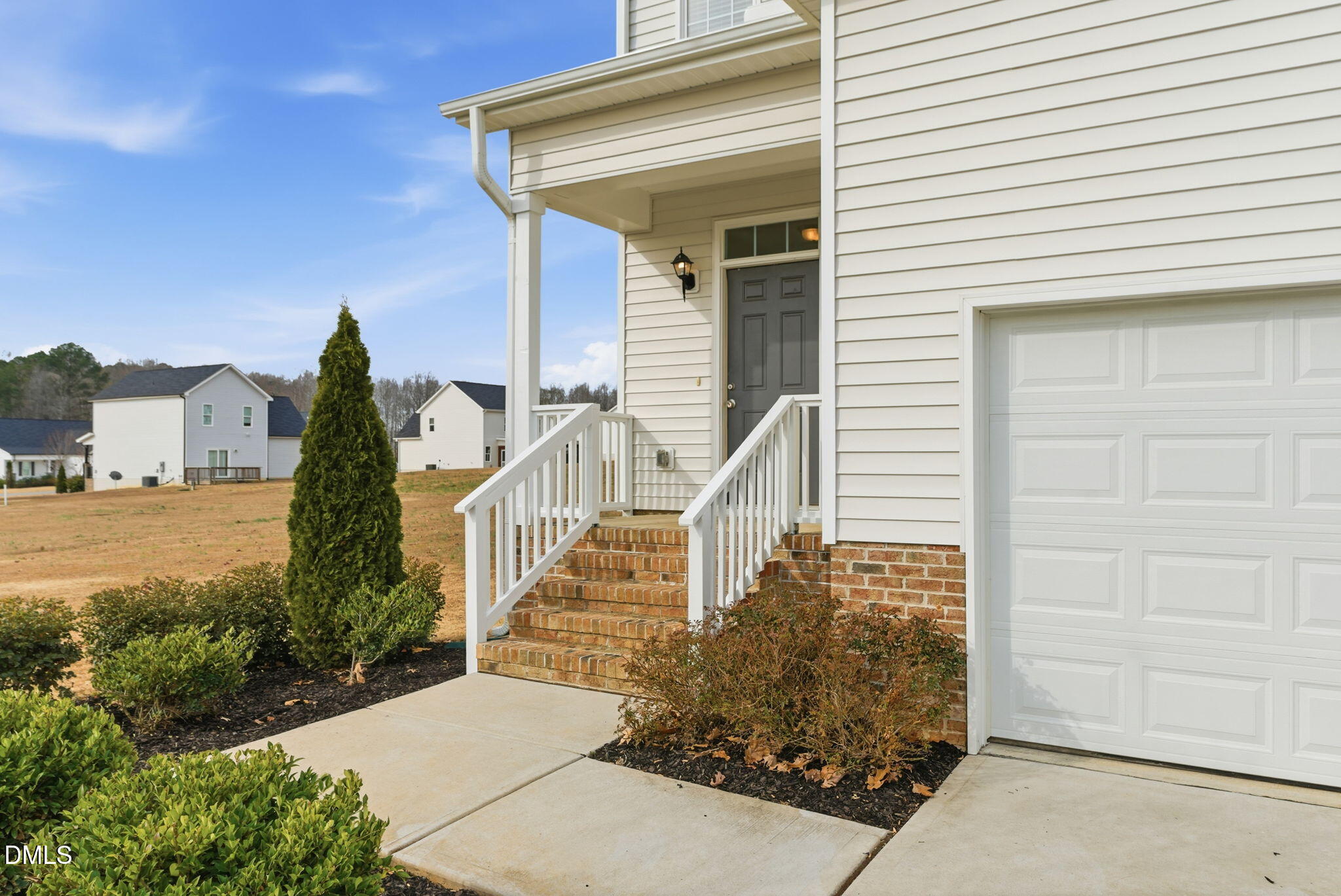 48 Weathervane Dr. Zebulon, NC 27597 - Photo 5 of 68 48 Weathervane Drive-3
