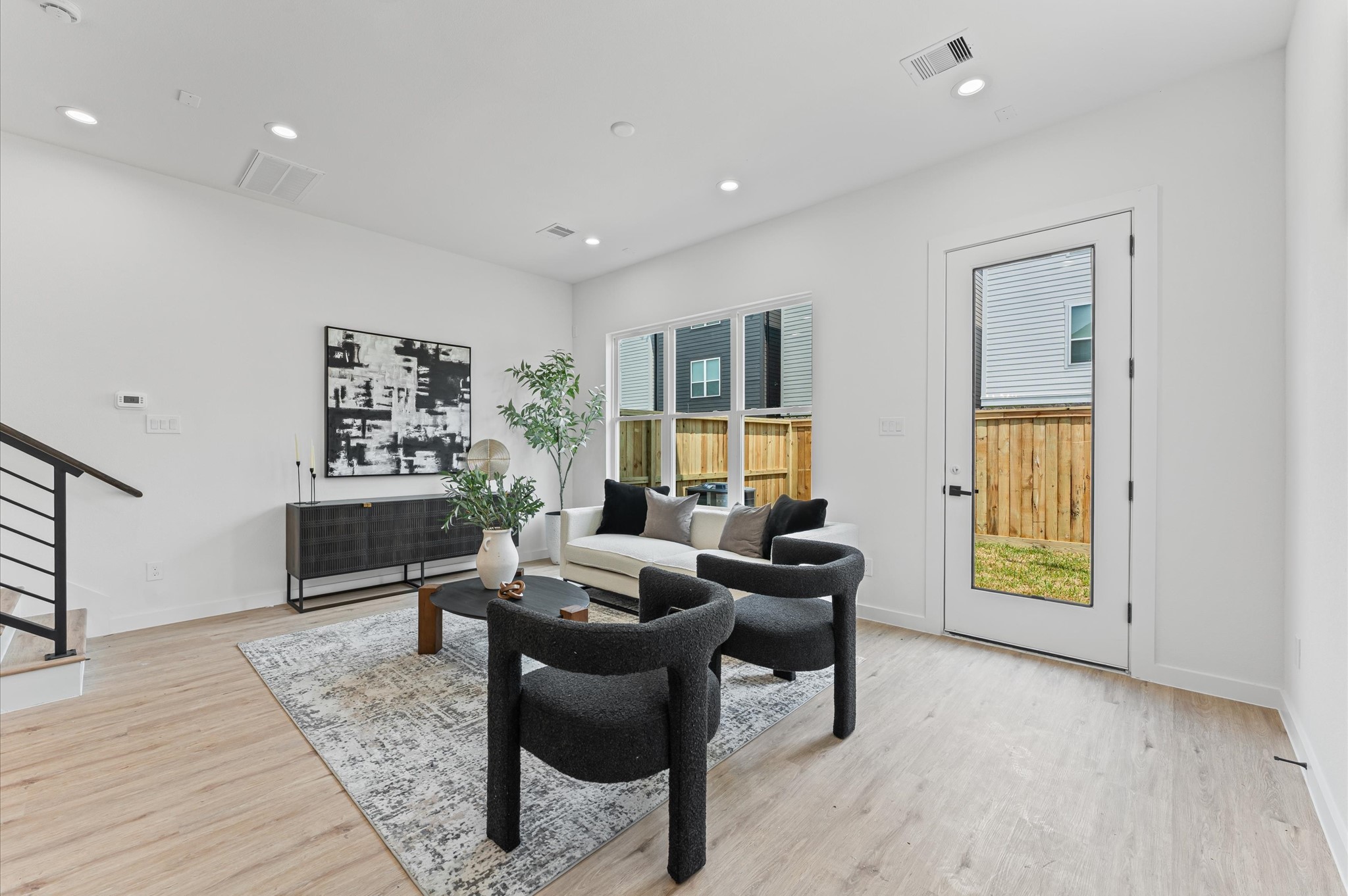 6419 Madrid Street Houston, TX 77021 - Photo 7 of 25